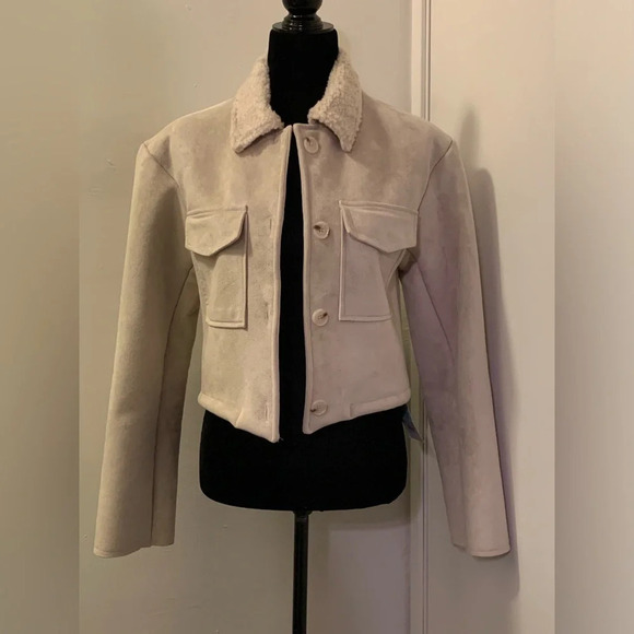 STORETS Vanessa Cropped Shearling Jacket in Beige - Picture 8 of 14